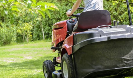 Vente de débroussailleuse et tracteur tondeuse à Romilly-sur-Seine